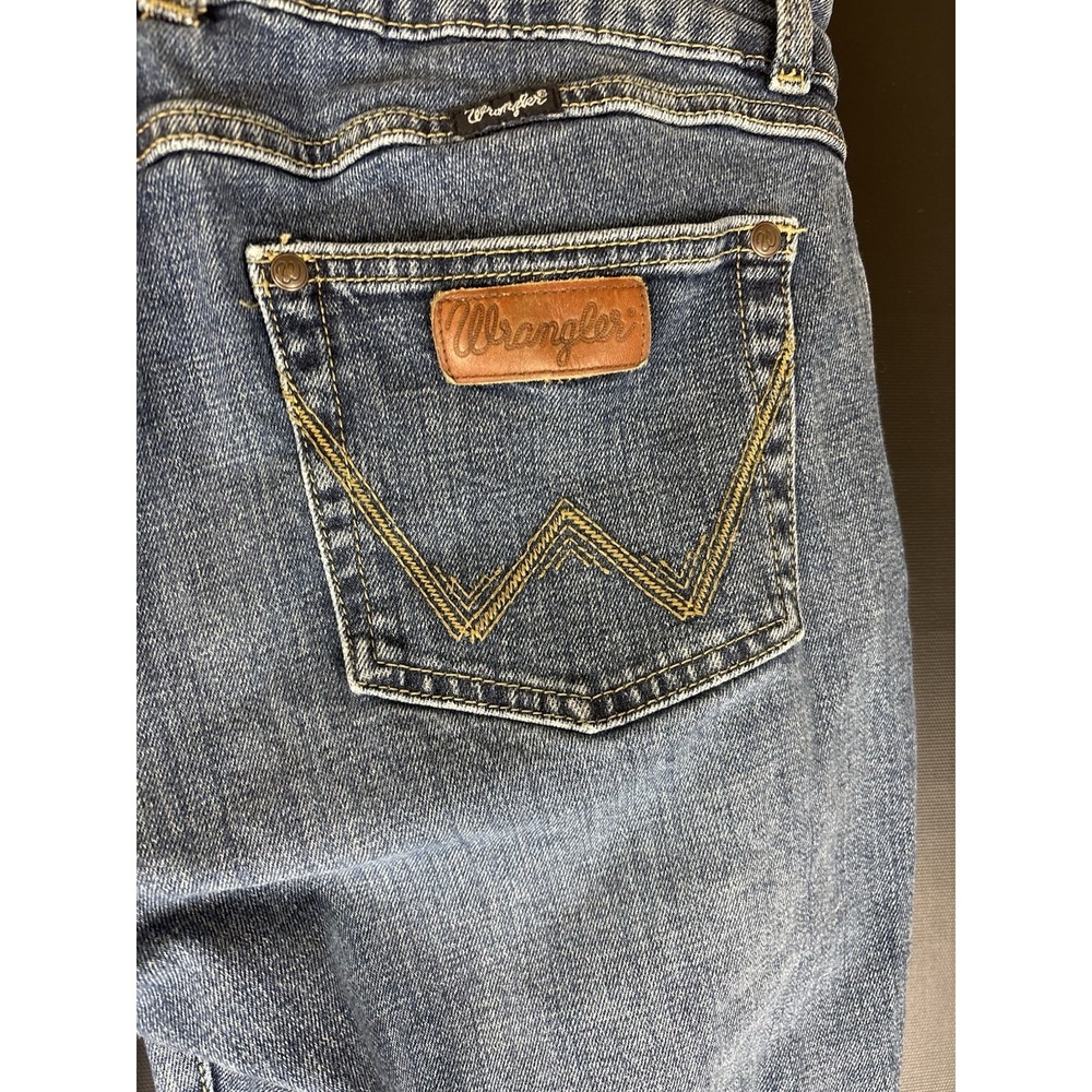 Womens Light Blue Wrangler Jeans Size 11x36 Bootcut Mid Rise - Picture 3 of 7